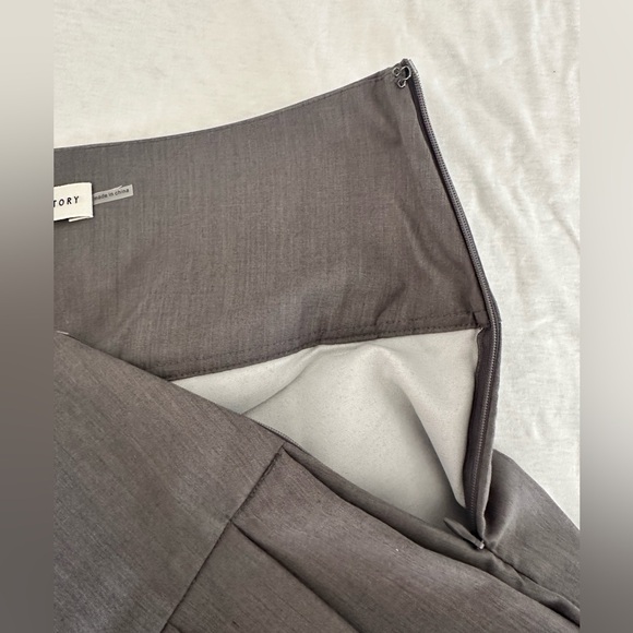 ENGLISH FACTORY medium Pleated Miniskort like new - Picture 14 of 16